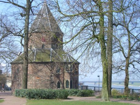 Nijmegen : Valkhofpark, St. Nikolaus-Kapelle